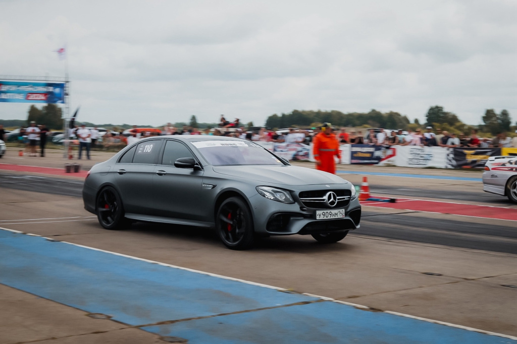 lMr479c7_cI.jpg