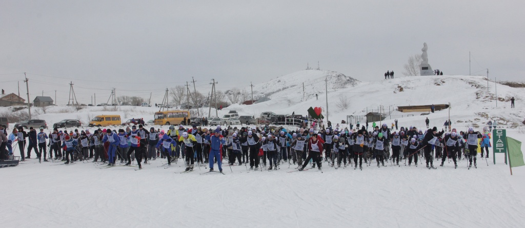 Погода в змеиногорске на 10 дней. Караидель лыжные гонки. Лыжный фестиваль фото. Валерия Мясников Петропавловска-Камчатского. Каток Караидель.