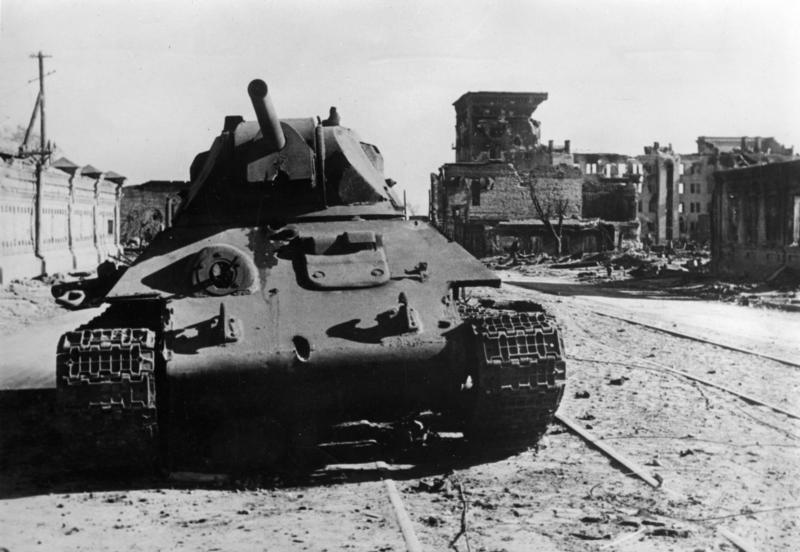 Bundesarchiv_Bild_183-B22359_Russland_Kampf_um_Stalingrad_Panzer_T34.jpg Bundesarchiv_Bild_183-B22359_Russland_Kampf_um_Stalingrad_Panzer_T34.jpg